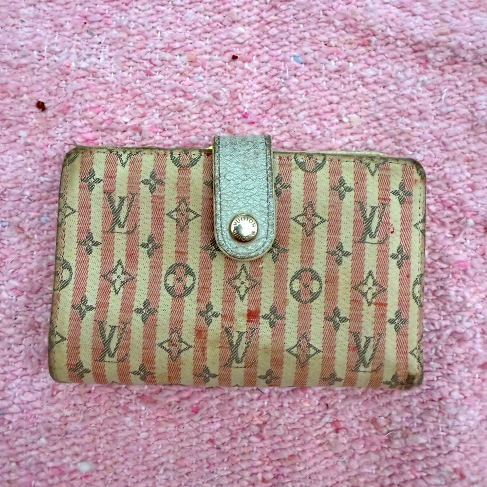 rate Louis Vuitton x murakami Toubk and white  Women's Wallet